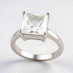 Anello in argento con Danburite