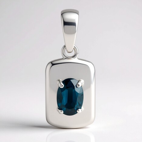 Ciondolo in argento con Cianite Verde