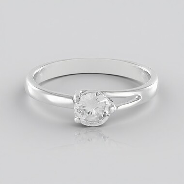 Anillo en plata con Zircón