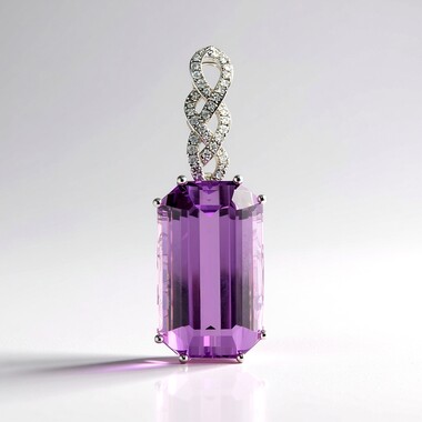 Pendentif en or et Kunzite de Patroke (AMAYANI)