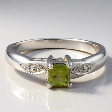 Anello in argento con Tormalina
