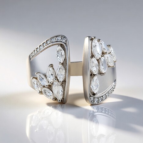Anello in argento con Zircone (de Melo Essence)