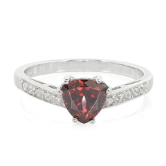 Bague en argent et Zircon rouge