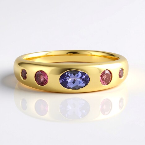 Anello in argento con Tanzanite