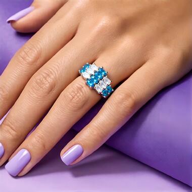 Bague en argent et Apatite bleu néon