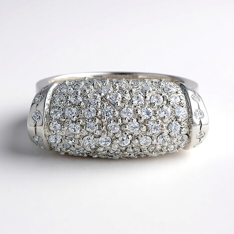 Anello in argento con Zircone