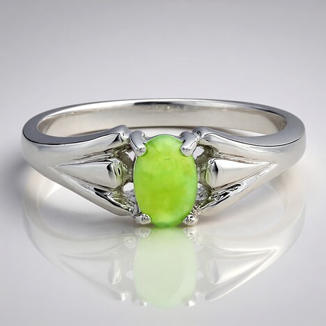Anello in argento con Crisoprasio Imperiale