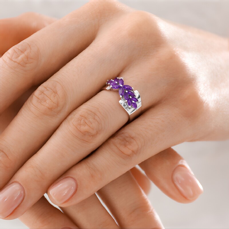 Zilveren ring met Siberische amethisten (de Melo Essence)