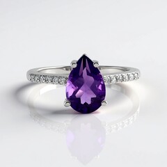 Anello in argento con Ametista Siberiana