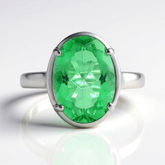 Zilveren ring met een smaragdgroene kwarts