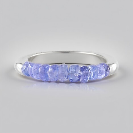 Anello in argento con Tanzanite