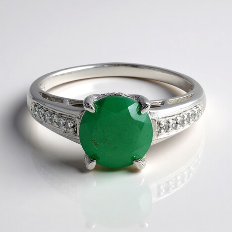Anello in argento con Calcedonio Verde