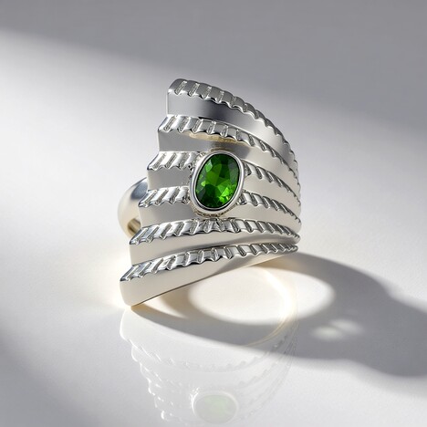 Anello in argento con Diopside Russo (SAELOCANA)