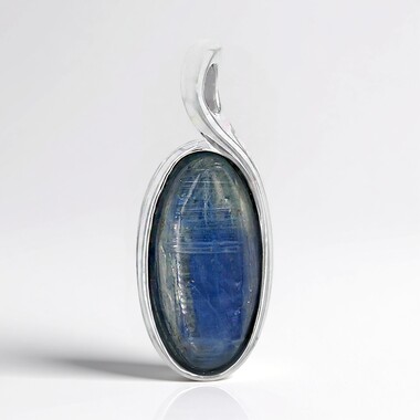 Pendentif en argent et Kyanite du Népal (MONOSONO COLLECTION)