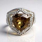 Anillo en plata con Cuarzo ahumado