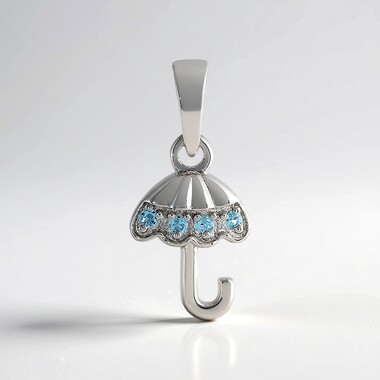 Colgante en plata con Topacio azul suizo
