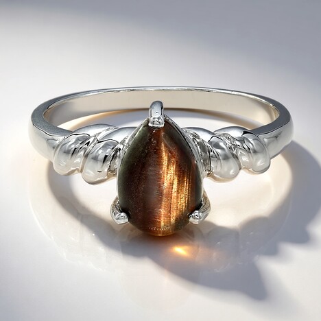 Anello in argento con Occhio di Tigre Rosso
