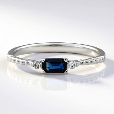 Bague en or et Saphir bleu de Ceylan