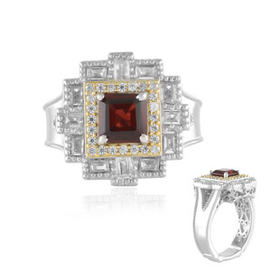 Anello in argento con Granato d’India (Dallas Prince Designs)