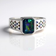 Anello in argento con Opale Mezezo (SAELOCANA)
