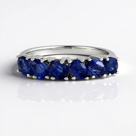 Anello in argento con Cianite del Nepal