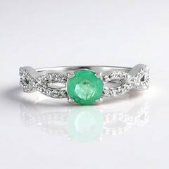 Anello in argento con Smeraldo Russo (Adela Silber)