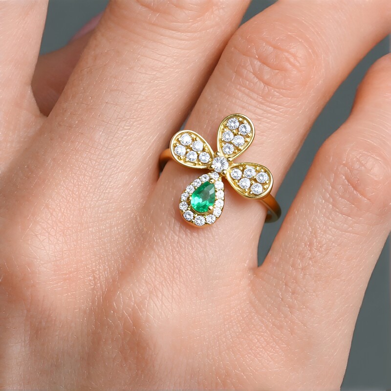 Russischer Smaragd-Silberring