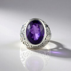 Anello in argento con Ametista Siberiana