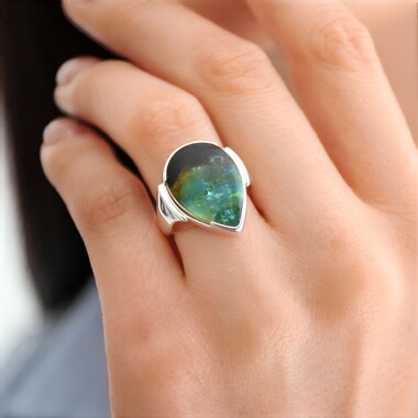 Pierścionek ze srebra - Opal drzewny Garut  (Bali Barong)