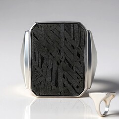 Anello in argento con Meteoriti di Aletai