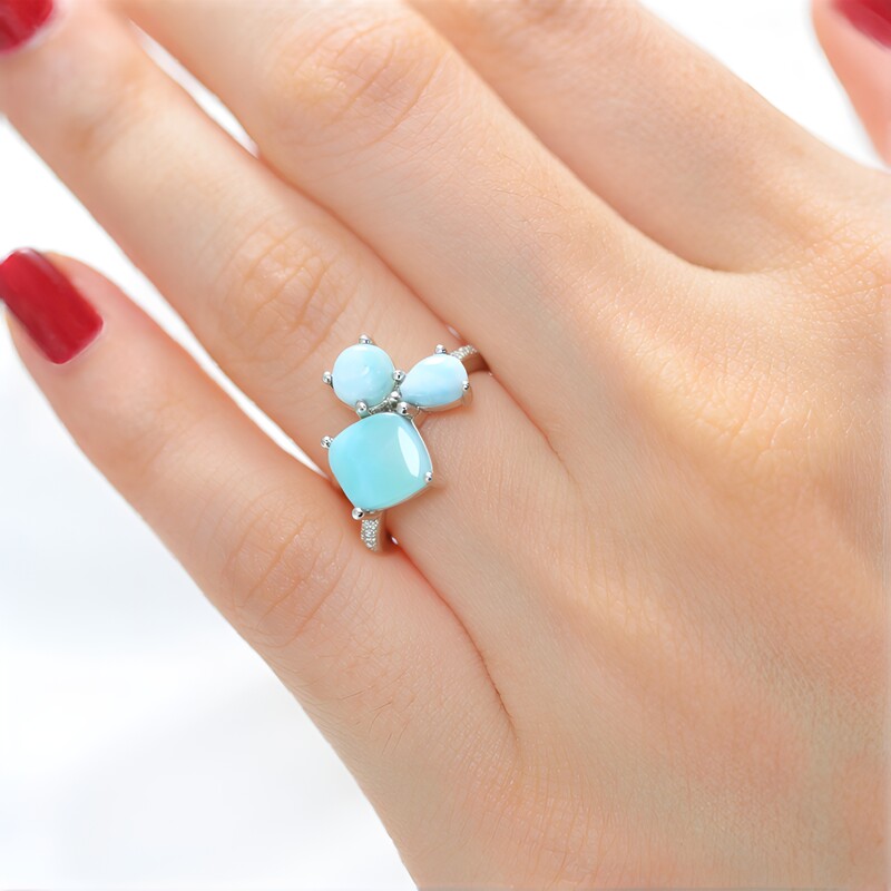 Anello in argento con Larimar