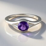 Anello in argento con Ametista Siberiana