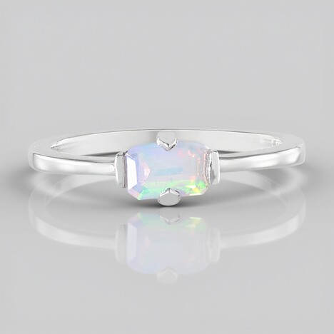Anello in argento con Opale di Welo