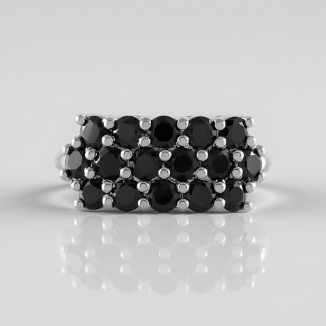 Anello in argento con Spinello Nero