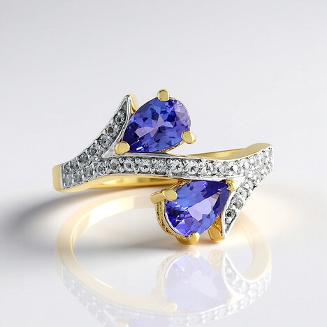 Anello in argento con Tanzanite