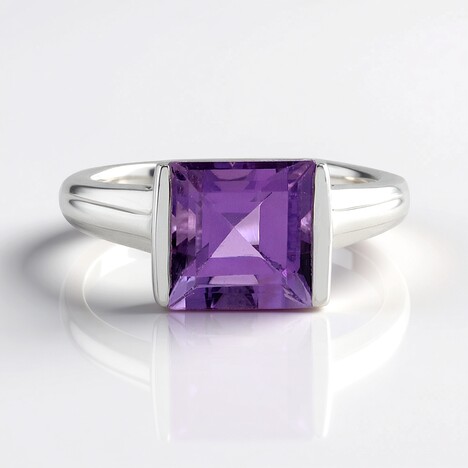 Anello in argento con Ametista