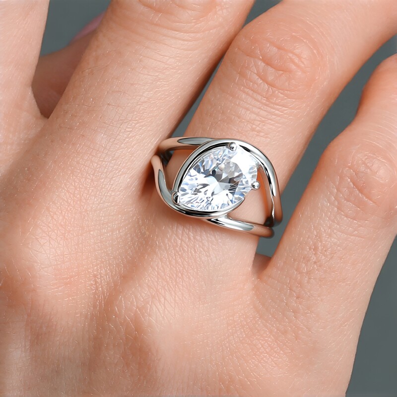 Bague en argent et Danburite (de Melo Essence)