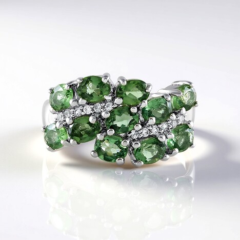 Anello in argento con Apatite Verde