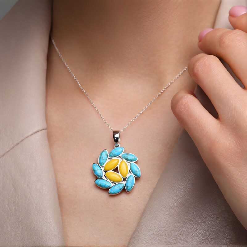 Zilveren hanger met turkooisstenen (dagen)