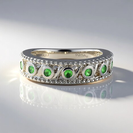 Anello in argento con Tsavorite della Tanzania