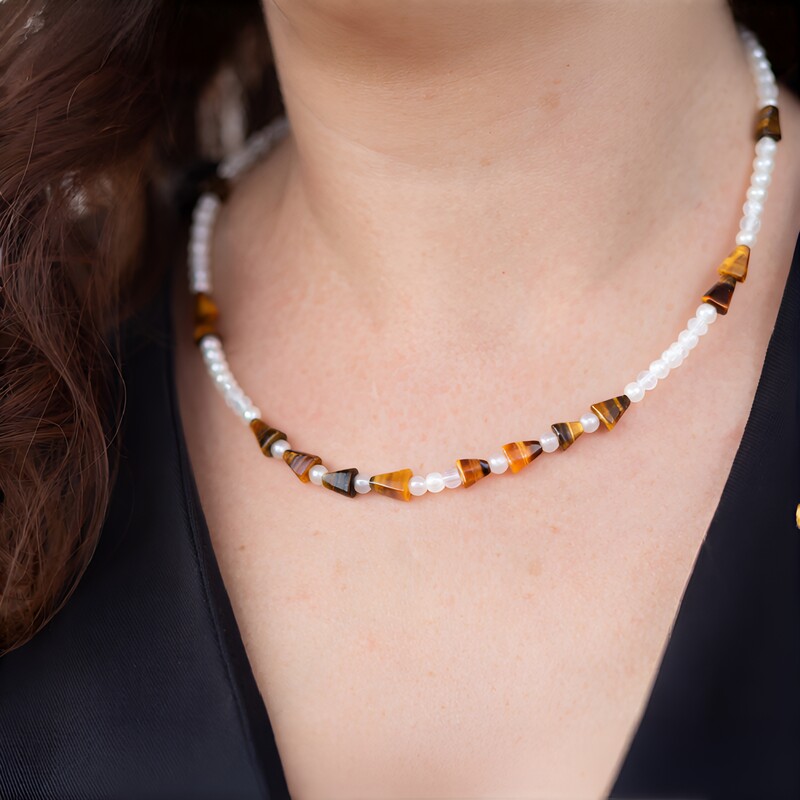 Collar en plata con Ojo de tigre