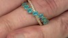 Zilveren ring met neon blauwe apatieten