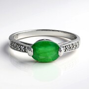 Anello placcato in platino con Smeraldo Bahia