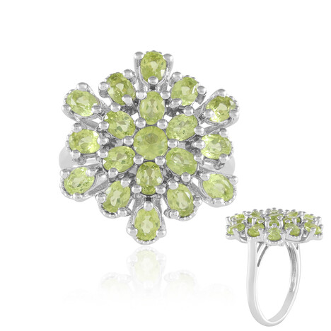 Anillo en plata con Peridoto