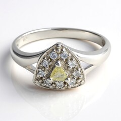 Anello in argento con Apatite Xia
