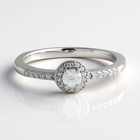 Anello in argento con Zircone