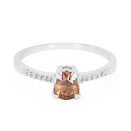 Anillo en plata con Granate de Malaya