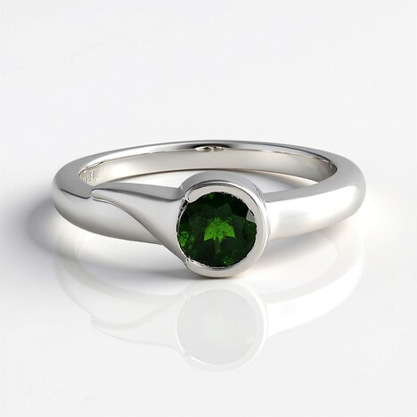 Anello in argento con Diopside Russo