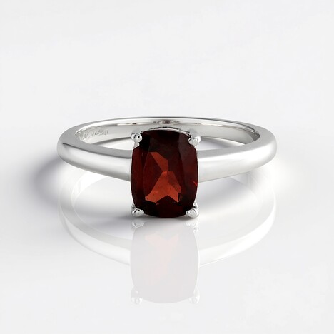 Anello in argento con Granato d’India