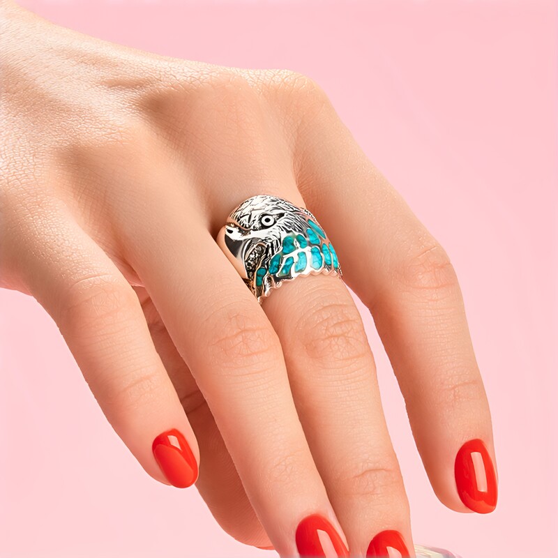 Anillo en plata con Turquesa azul del Mohave Kingman (Jones Lee)